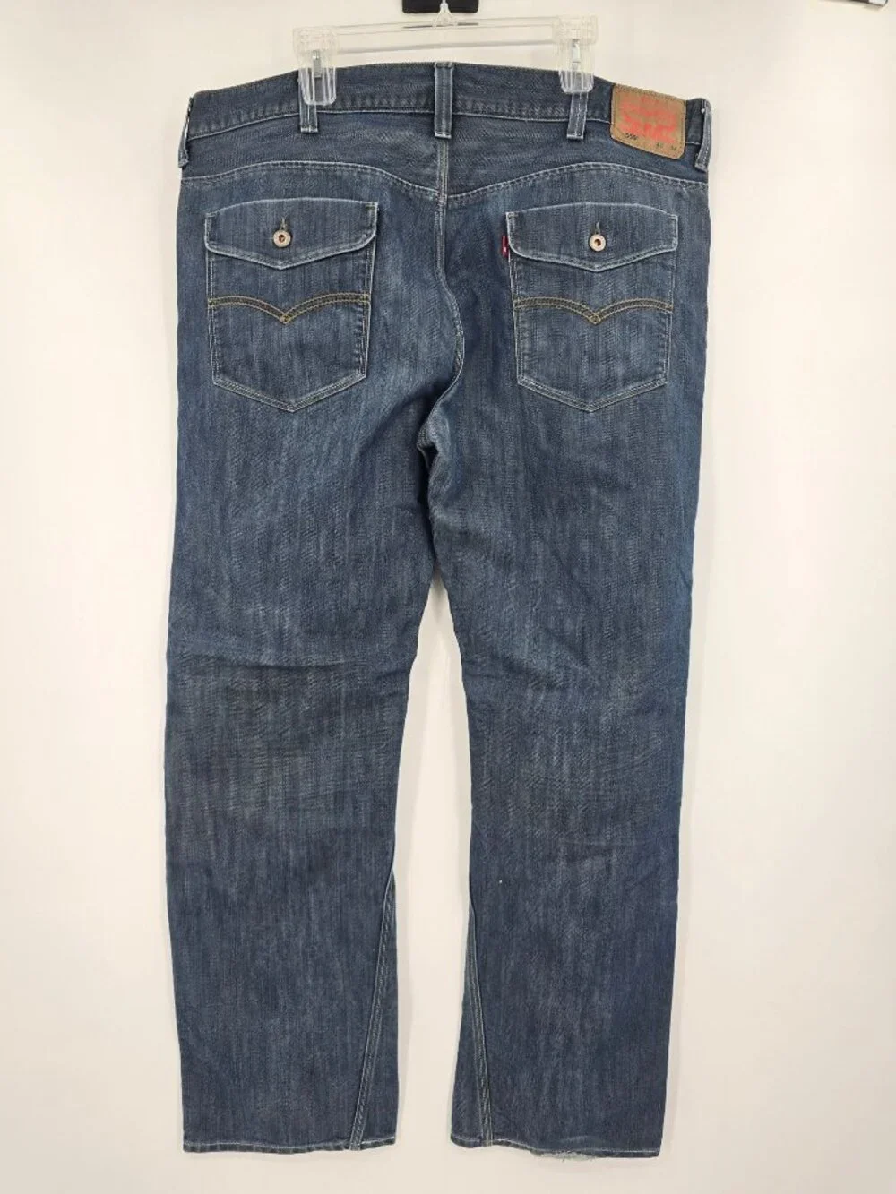 Levis 559 Relaxed Straight Jeans 42x34 Distressed Hem Medium Wash Mens Denim